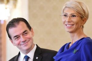Agenţia de evaluare financiară Fitch critica guvernarea PNL: Dezmat pe cheltuieli si ZERO masuri pentru cresterea economiei