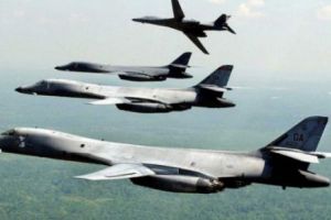 MIȘCARE MILITARĂ FĂRĂ PRECEDENT pe plan mondial! Americanii au trimis bombardiere şi avioane în Coreea de Nord