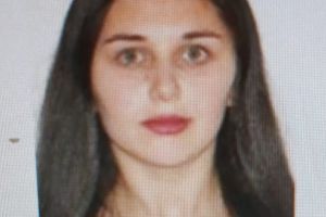 FOTO! Tânăra din Botoşani dată dispărută de soţ, găsită de poliţişti. Vezi unde era!