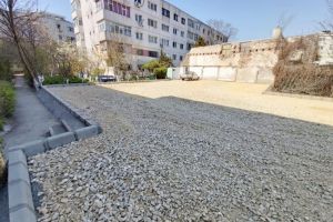 Constanta. Parcarile construite pe strada Productelor, gata pentru a fi asfaltate