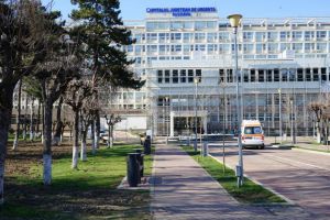 Apel la angajaţii valizi ai Spitalului Suceava, să revină la muncă. ...