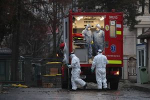 Numărul cazurilor noi de infecţie cu coronavirus, în scădere cu peste 10%