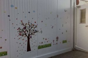 Ore în container la mai multe şcoli din Timişoara. Primăria tot cumpără spaţii modulare de învăţământ