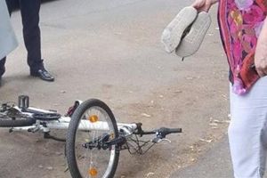 Minor de 15 ani accidentat de o maşină într-o intersecţie din Miercurea Ciuc