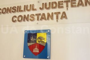 Achizitii in stare de urgenta: Consiliul judetean Constanta se pregateste sa plateasca peste 100.000 de lei pentru o aplicatie mobila (documente)