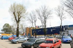 Actionarii Five-Holding SA, firma care detine magazinul Brick din Constanta, au decis contractarea unui credit bancar. Cu ce ipoteci  imobiliare va garanta imprumutul