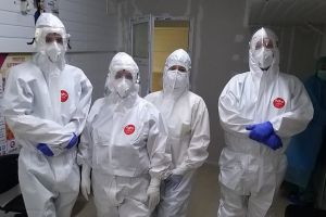CORONAVIRUS. Pacientă transferată de la Suceava şi OPERATĂ la Arad