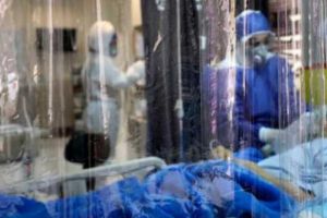 Numărul deceselor în rândul pacienţilor cu COVID-19 creşte rapid: Încă patru persoane au murit în România de coronavirus