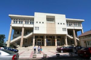Ziua nationala a Bibliotecarului si Ziua internationala a cartii:   Relatia Bibliotecii cu utilizatorii s-a remodelat si continua sa se schimbe si sa se adapteze la noile cerinte