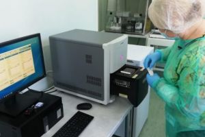 Laboratorul de biologie moleculară de la Mioveni, pe mâini bune