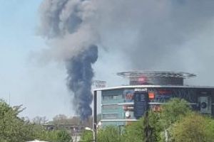 Incendiu la un depozit de pe strada Victoriei din Baia Mare