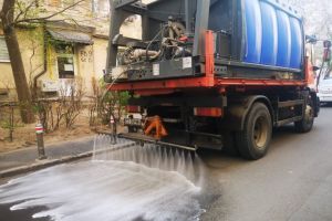 Primaria Constanta continua si astazi actiunile de dezinfectie in mai multe cartiere