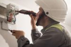 Cum a influenţat Coronavirus evoluţia consumului total de energie electrică în aria de activitate Distribuţie Oltenia, atât în rândul consumatorilor economici, cât şi în rândul consumatorilor casnici