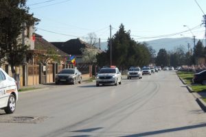 Continuă acţiunile în Alba pentru asigurarea respectării normelor legale impuse în contextul stării de urgenţă