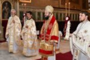Catedrada istorică din Caransebeş şi-a oficiat hramul, cu biserica goală în stare de urgenţă