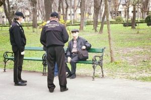 Ludovic Orban: Plimbările după 15 mai, doar în grupuri de maxim 3 persoane