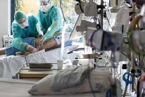 Încă un deces din cauza coronavirusului în Oradea: un tânăr de 30 de ani! Tot mai multe cazuri la Spitalul Municipal