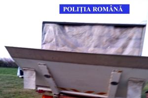 Ce au descoperit poliţiştii de la Rutieră după ce au oprit pentru control o autoutilitară, la Bistriţa