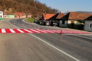 Sighişoara: Marcaje rutiere noi pe DN 13 E60!