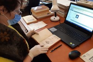 FOTO: Documente valoroase în Colecţiile Speciale ale Bibliotecii Astra