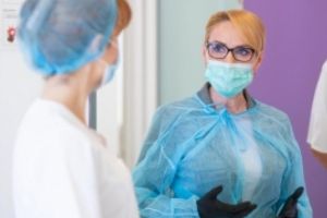 VIDEO Bolnavii din Capitală pot obţine reţete online. Gabriela Firea a inaugurat un call-center şi o platformă online gratuită