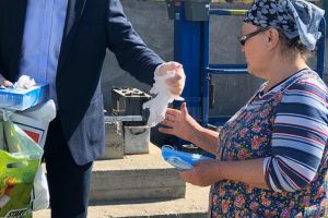 Moara, comuna în care toţi locuitorii primesc mască şi mănuşi de protecţie