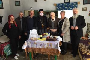 Singurul veteran de război în viaţă din comuna Straja, sărbătorit la împlinirea a 100 de ani