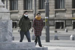 Ludovic Orban anunţă că după 15 mai plimbările vor fi admise, dar în grupuri de maximum 3 persoane