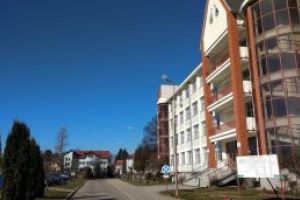 Autorităţile locale taie bani de la cultură şi culte şi îi direcţionează spre spitale şi acţiuni de combatere a epidemiei