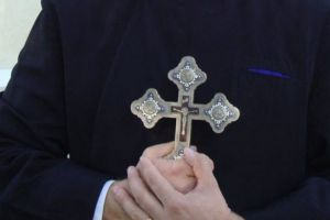Un preot din municipiul Botoşani, internat în spital după ce a fost diagnosticat cu COVID-19