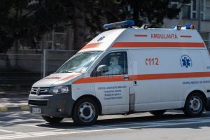 O femeie de 46 de ani, medic, mamă a trei copii, a murit cu simptome de coronavirus