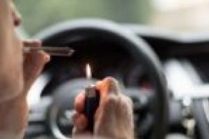 Drogurile, sfidarea ordonanţelor militare, precum şi a regulilor de circulaţie s-au lăsat cu repercusiuni grave la Bocşa şi Oţelu Roşu
