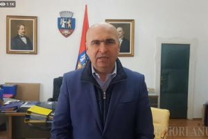 Primarul Ilie Bolojan: De marţi, locuitorii din Oradea şi Zona Metropolitană vor putea cumpăra măşti cu maxim 3 lei bucata din farmacii (VIDEO)