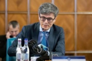 Ministrul Economiei susţine că frica îi va ţine în ţară pe români - Concendii în străinătate, abia 'când ne vom putea simţi în siguranţă'