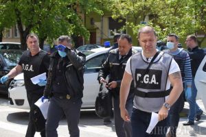 Şpagă în pandemie: Doi poliţişti de frontieră din Bihor au fost ridicaţi de DGA direct din ghereta din vama Borş! (FOTO / VIDEO)