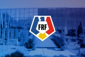 O lună prelungire pentru echipele care vor licenţă