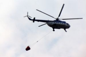 Imaginile zilei: Elicopter IGAV deasupra oraşului Baia Mare