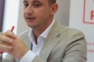 Preşedintele PSD Timiş: Guvernul PNL îşi abandonează cetăţenii peste graniţe!