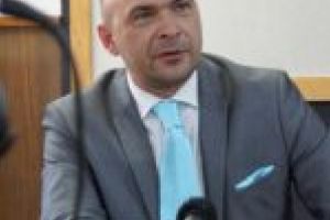 „Ruşine, Marcel Vela! Gestul pe care l-ai făcut azi este incalificabil!”