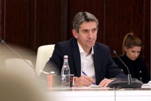 Seful Cancelariei premierului, Ionel Danca: Continuam consultarile cu industriile afectate si vom adopta noi masuri economice sectoriale“    