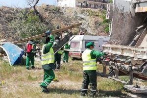 Constanta. Ampla actiune de igienizare in zona Pescarie (galerie foto)
