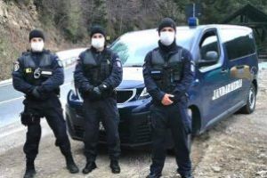62 de persoane care nu au respectat interzicerea deplasării în afara locuinţei, sancţionate în Maramureş