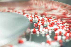 Antibiotice Iaşi va distribui gratuit spitalelor noul medicament împotriva Covid-19