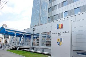 CJ Cluj: TOŢI banii pentru cultură, culte şi sport au fost mutaţi la sănătate şi drumuri judeţene