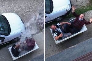 Eroii izoletelor“, Catalin Ion si Alexandru Enea, facuti ciuciulete. S-a aruncat cu apa pe ei de la etaj! (video)