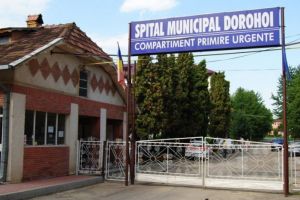 Situaţie gravă! Opt cadre medicale de la Spitalul Dorohoi, luate cu ambulanţele după ce au fost confirmate cu COVID-19