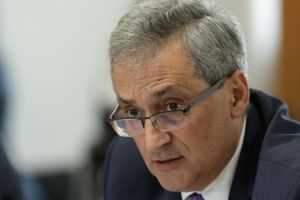Ministrul Vela: S-ar putea ca starea de urgenţă să fie înlocuită cu o stare de alertă