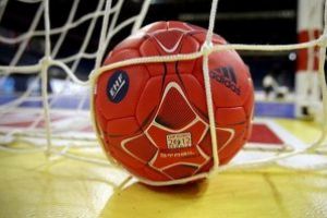 FR de Handbal va lua în discuţie în data de 4 mai variantele pentru continuarea sau închiderea sezonului handbalistic intern