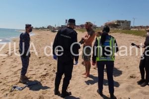 Tineri, surprinsi pe plaja din Vama Veche. Ce au constatat politistii (galerie foto+video)   