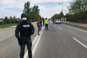 VIDEO: Sute de oameni ai legii la datorie, de 1 Mai
